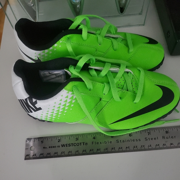 boys football boots size 1.5